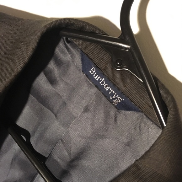 Vintage Burberry Blazer - Picture 3 of 8
